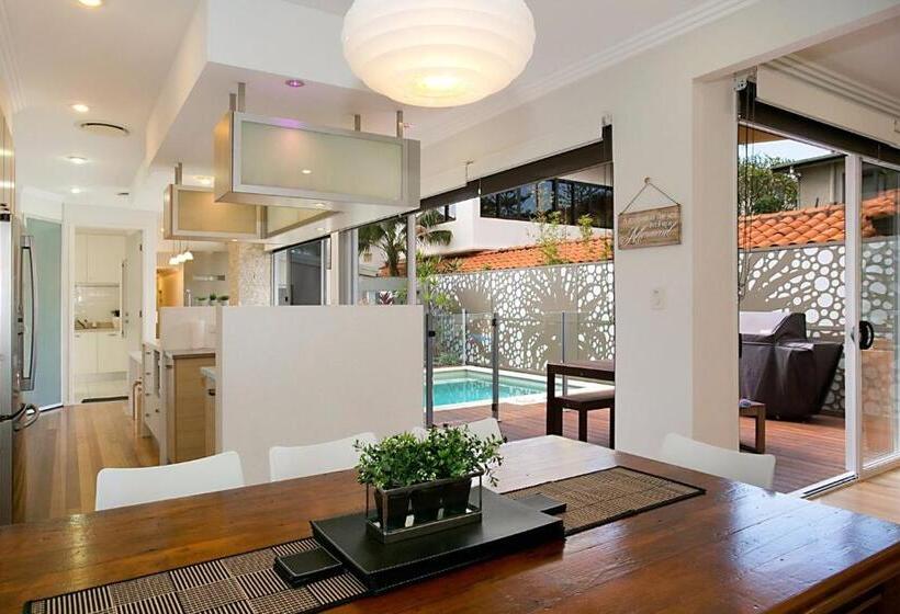 Tobys Beach House
