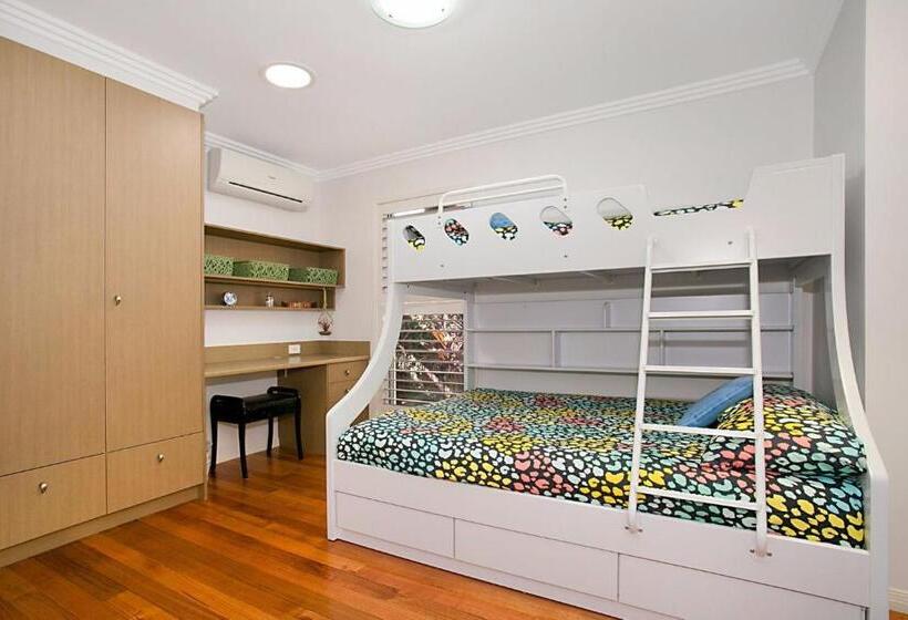 Tobys Beach House