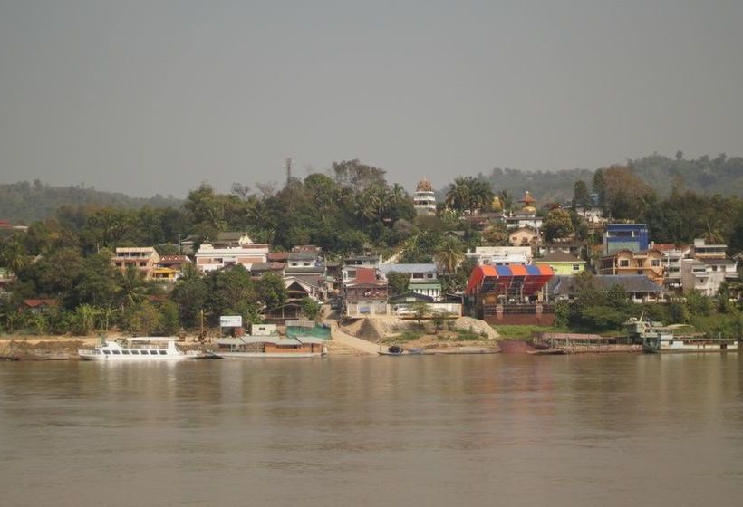 Общежитие Baan Rimtaling Guest House