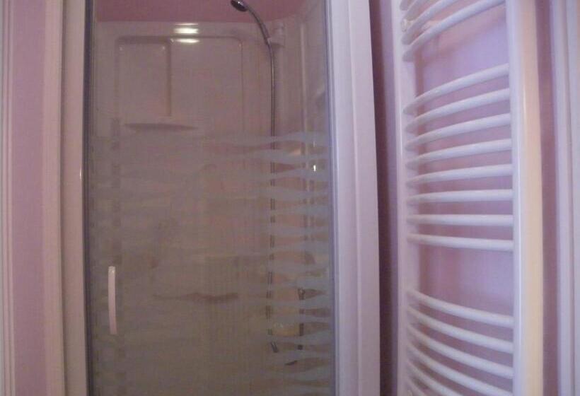 مبيت وإفطار A L'abri Des Vents