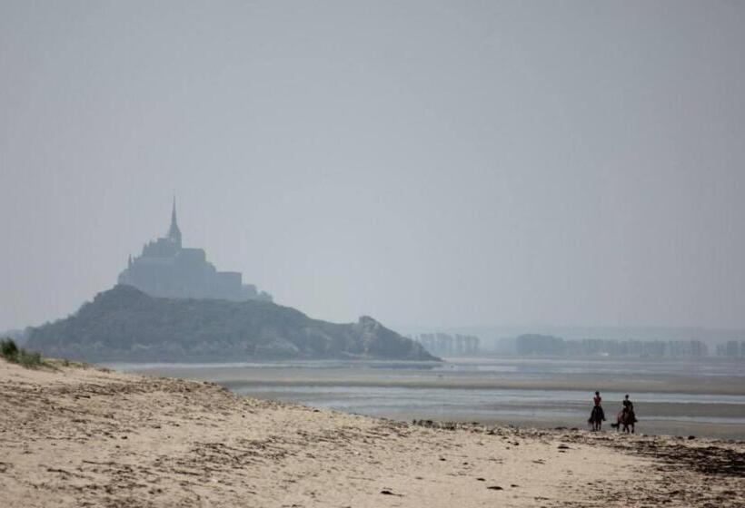 مبيت وإفطار A L'abri Des Vents