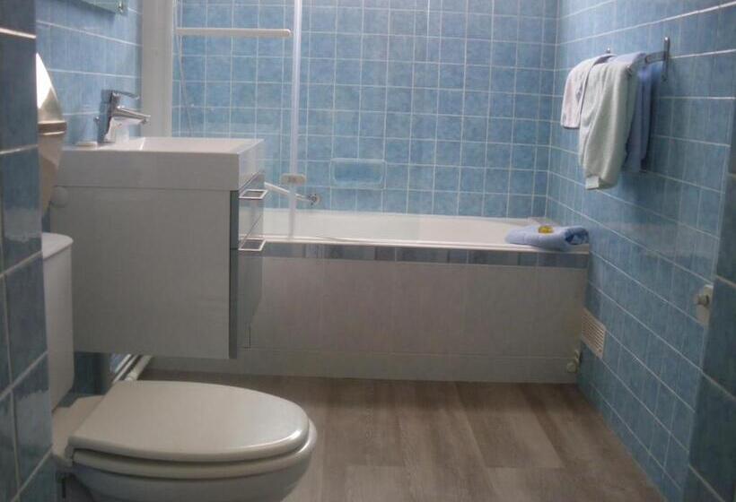 مبيت وإفطار A L'abri Des Vents