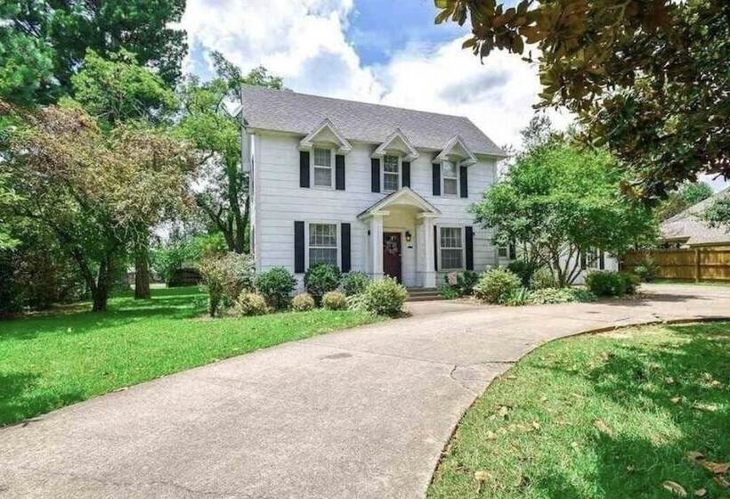 مبيت وإفطار Sassafras Inn