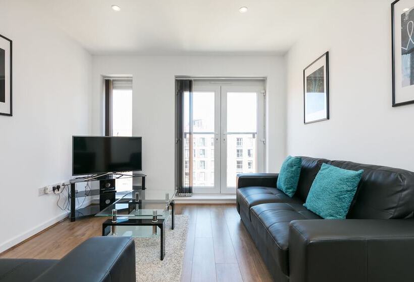 Bluestone Apartments Trinity