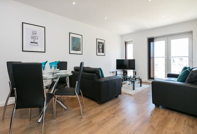 Bluestone Apartments Trinity