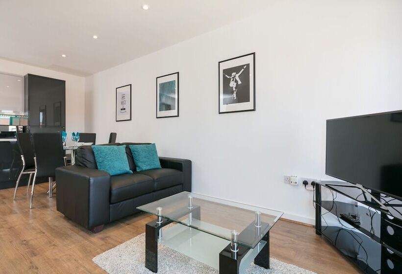 Bluestone Apartments Trinity