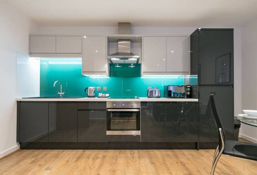 Bluestone Apartments Trinity