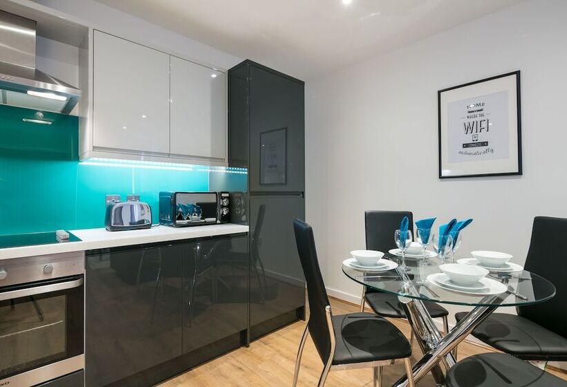 Bluestone Apartments Trinity