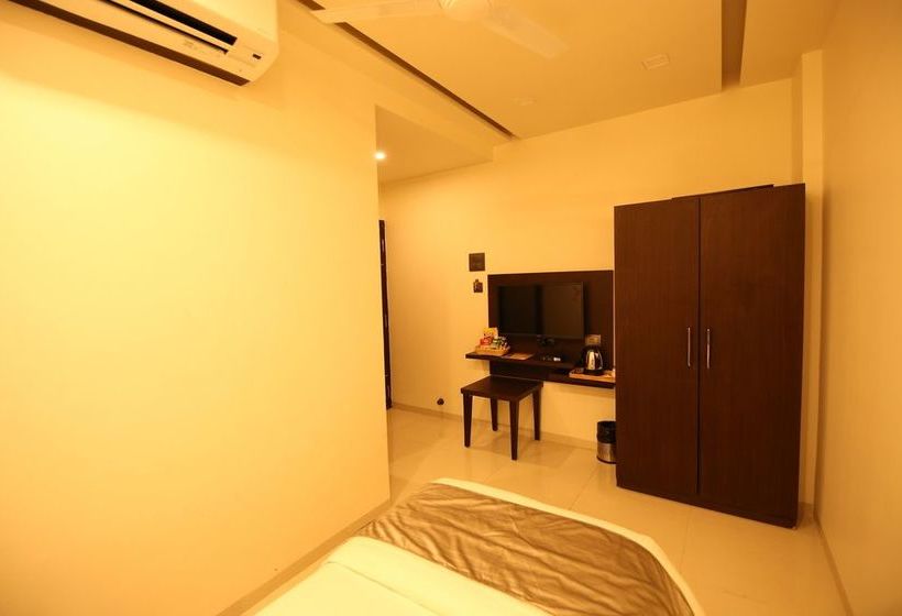 בית מלון כפרי Mastiff  Karwar By Othpl