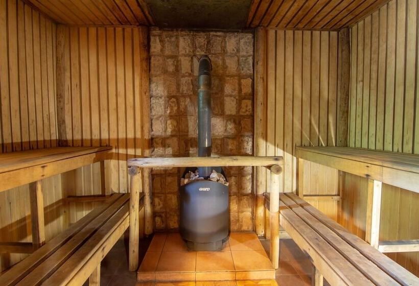 Country Hotel Hvoinyi