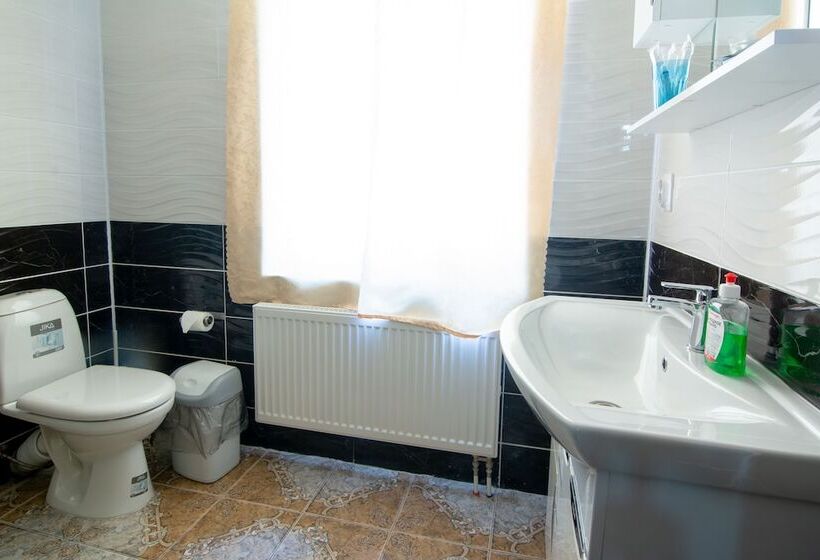 Country Hotel Hvoinyi