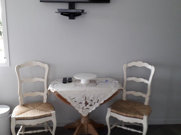 De Preaux Lodge Luxury Bed & Breakfast