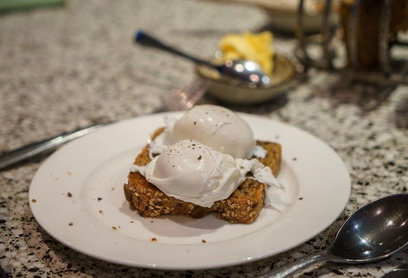 De Preaux Lodge Luxury Bed & Breakfast