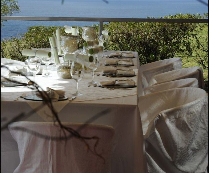 Forrester Court Clifftop Cottages