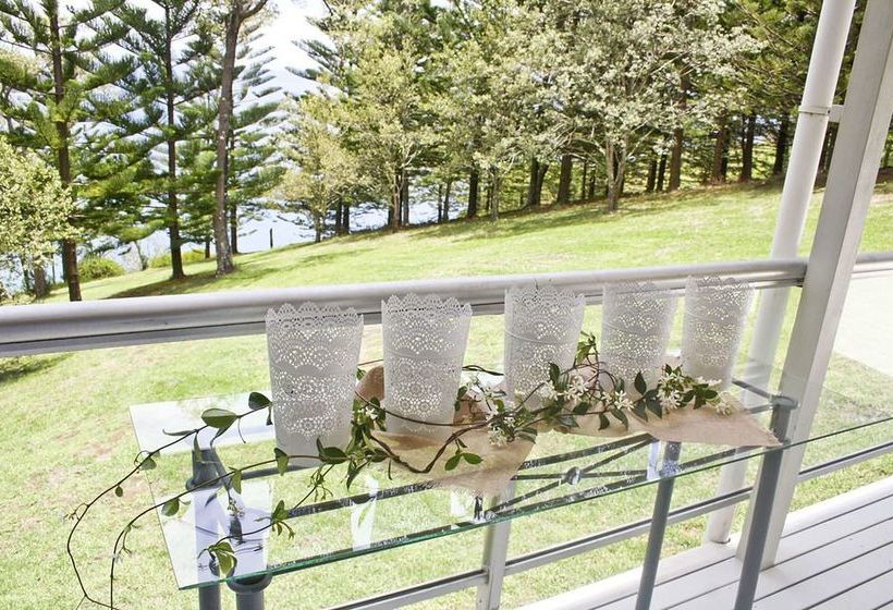 Forrester Court Clifftop Cottages