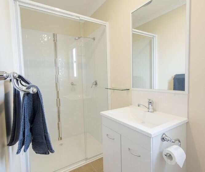 Fossickers Tourist Park