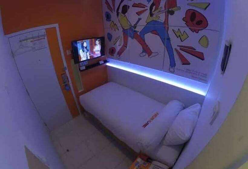 Front One Cabin Tirtonadi Solo