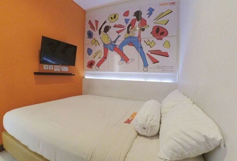 Front One Cabin Tirtonadi Solo