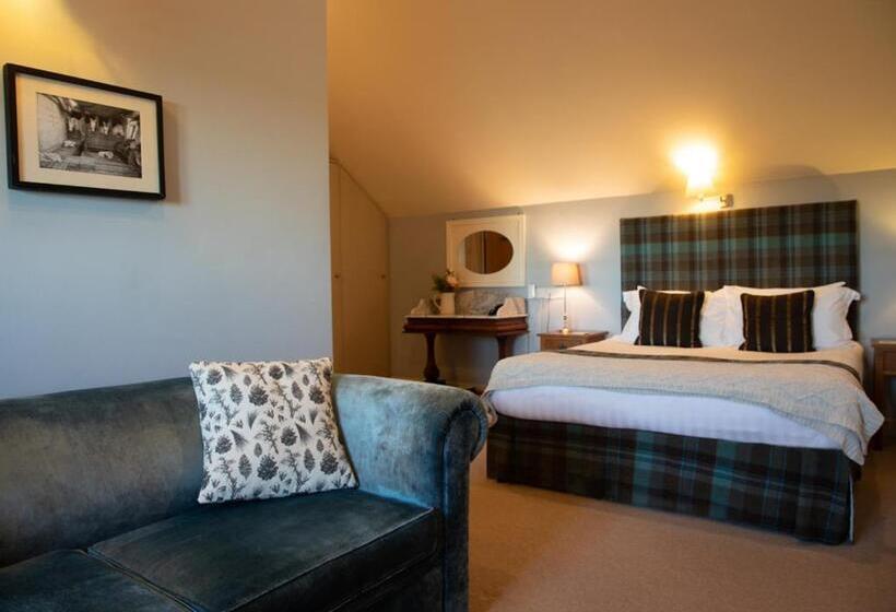簡易ホテル The Pheasant Pub At Gestingthorpe Stylish Boutique Rooms In The Coach House