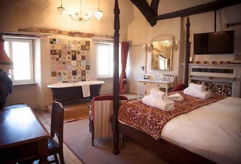 فندق فئة نجمة واحدة The White Hart