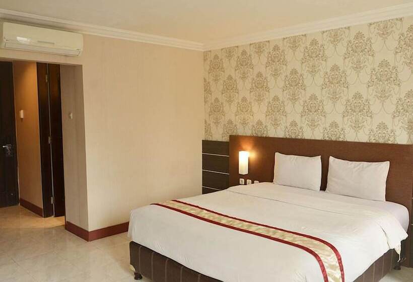 酒店 88 Diponegorojember By Wh