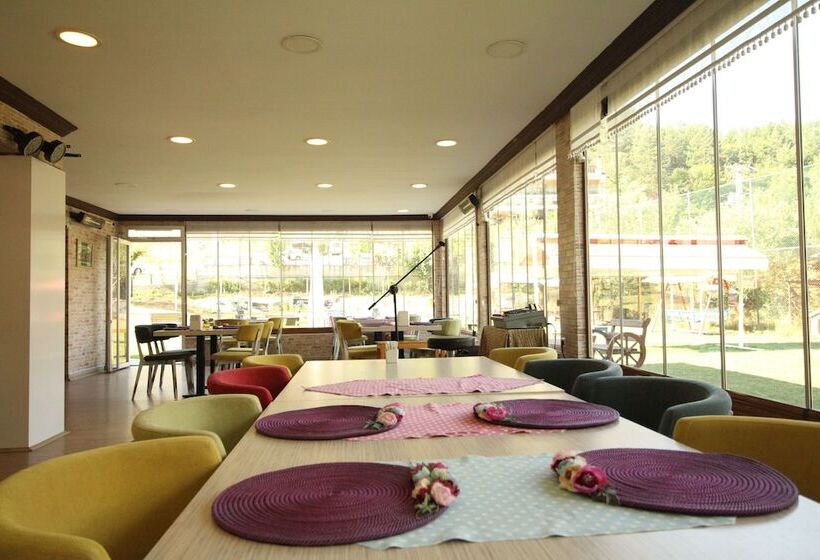 호텔 Abant Bahceli Kosk