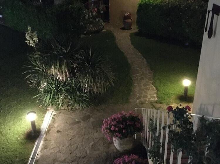 호텔 Agriturismo Podere Bucine Basso