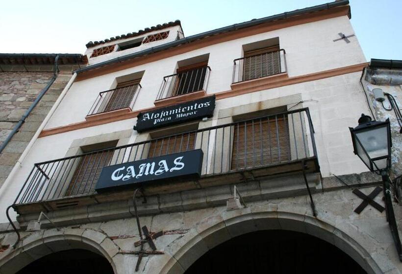 ホテル Alojamientos Plaza Mayor