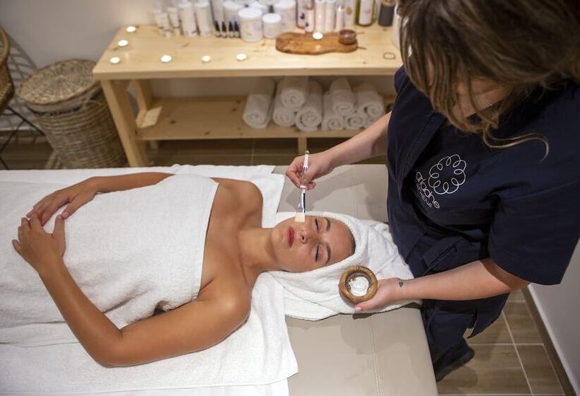 Отель Atermono Boutique Resort & Spa