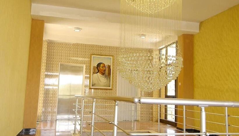 ホテル Atse Yohannes