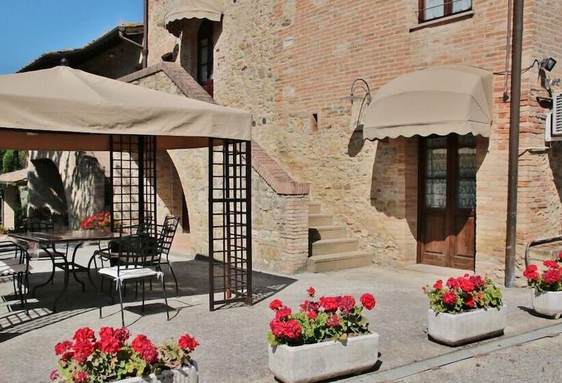 فندق Azienda Agricola E Agriturismo Vallorsi