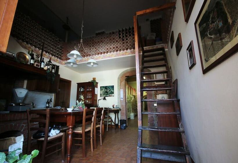 ホテル Azienda Agricola E Agriturismo Vallorsi