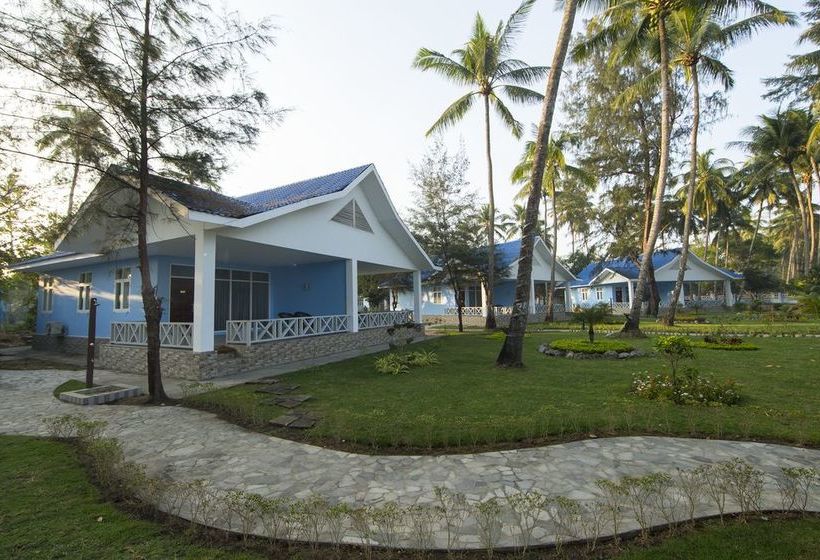 Отель Azura Beach Resort