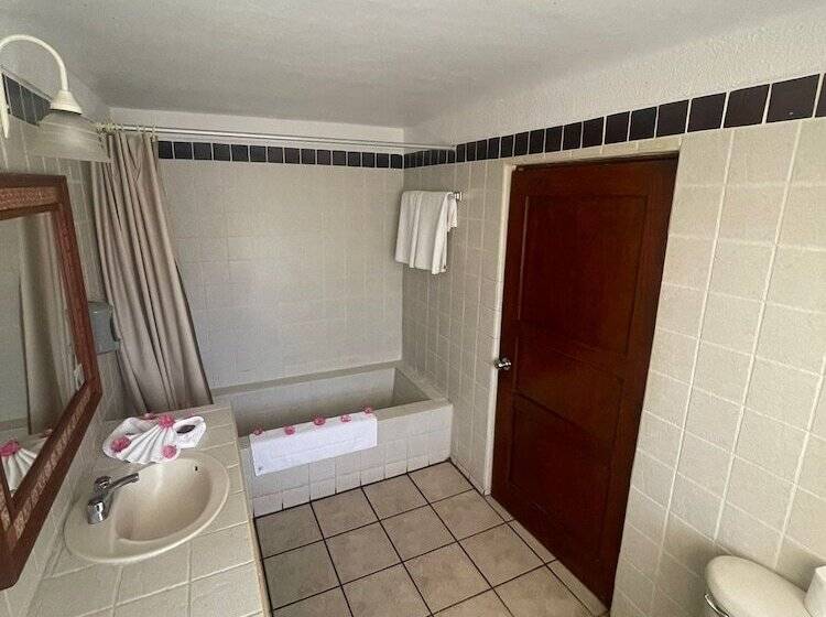 فندق Balneario San Juan Cosalá