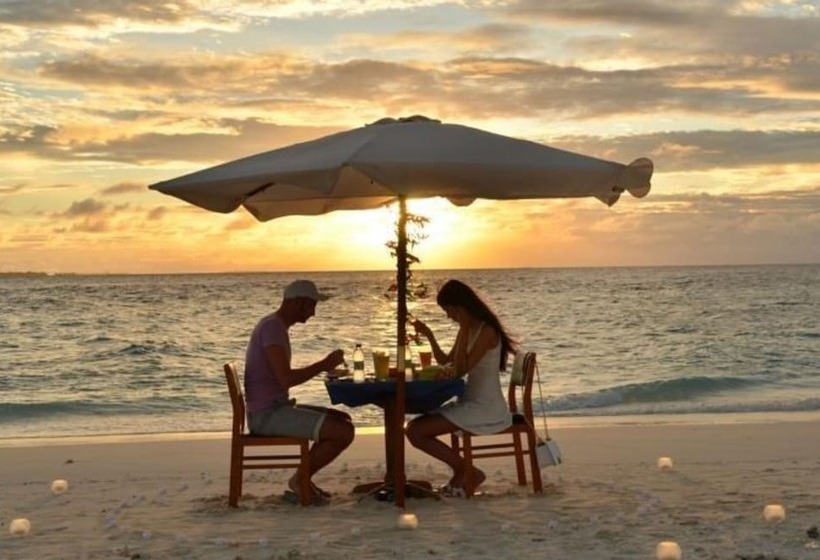 هتل Beach Residence