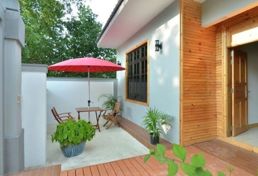 هتل Beach Residence