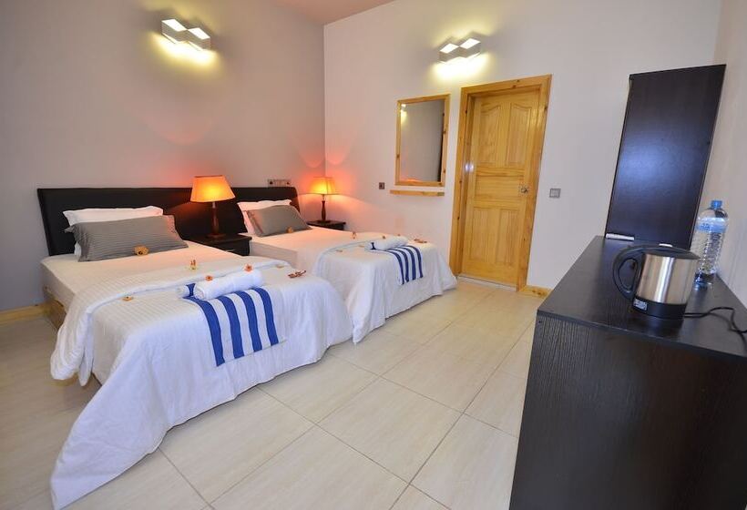 هتل Beach Residence