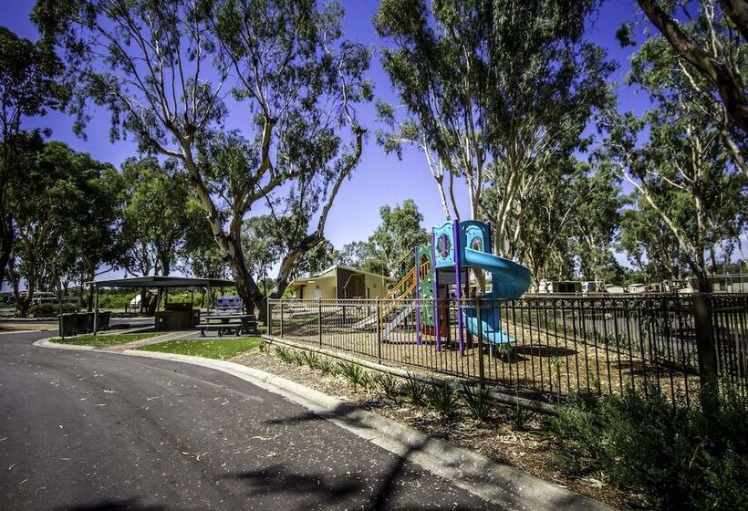 فندق Big4 Mannum Holiday Park