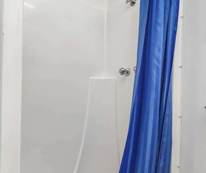 فندق Big4 Mannum Holiday Park