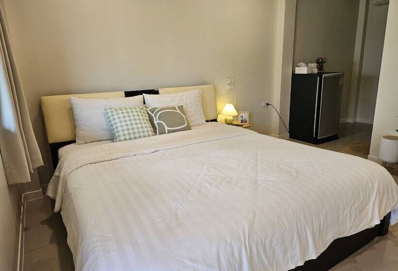 בית מלון כפרי Charming Home Resort