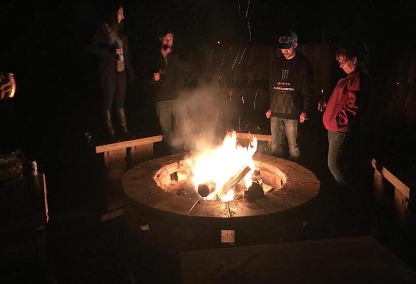 فندق Colter's Lodge