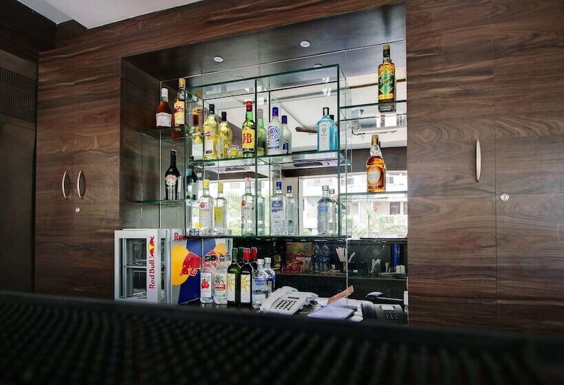 酒店 De Grand Riviera