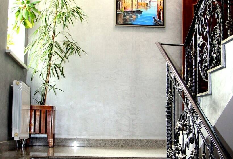 בית מלון כפרי Diadema Sheremetyevo Guest House