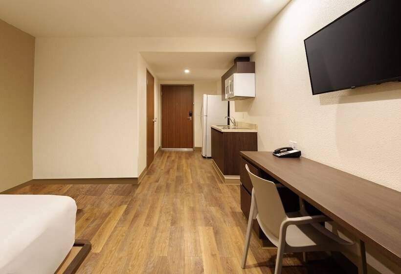 Отель Extended Suites Chihuahua La Juventud