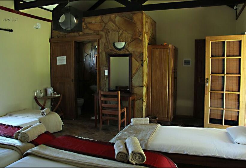 Szálloda Fiume Lodge Cc, P O Box 20757, Windhoek