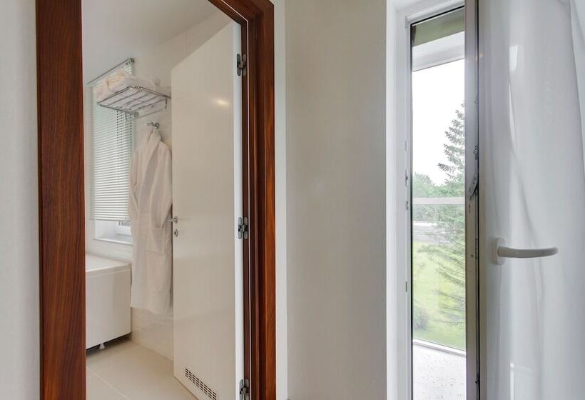 בית מלון כפרי G9