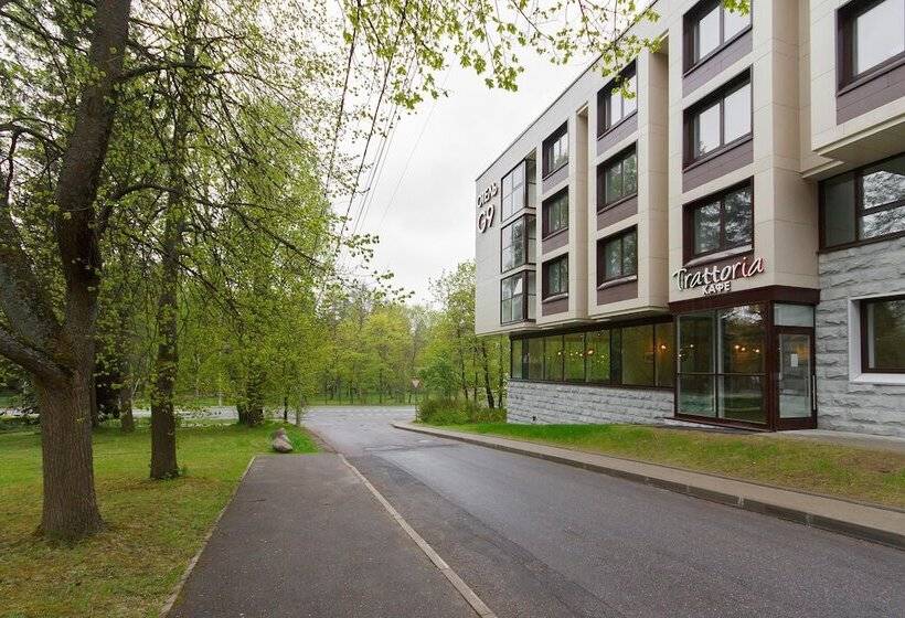 בית מלון כפרי G9