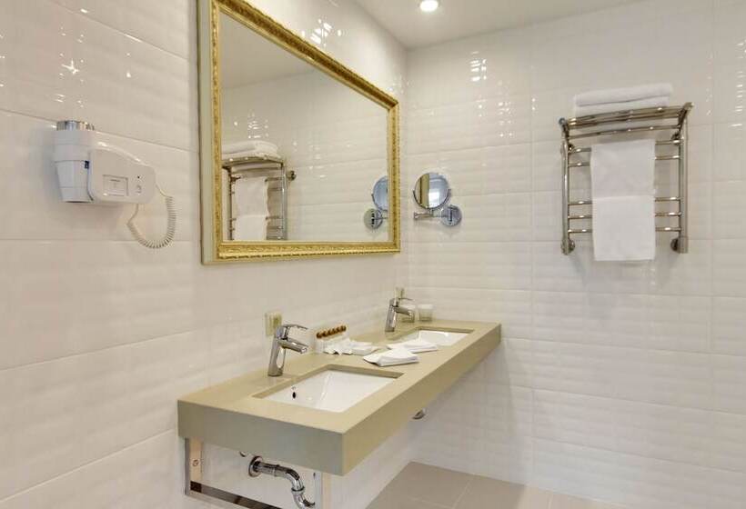 בית מלון כפרי G9