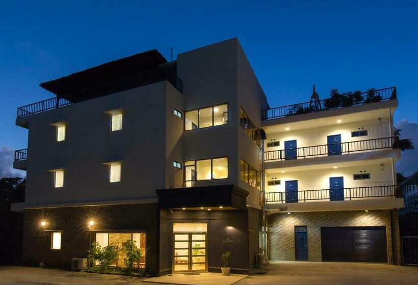 هتل Garden Palace Downtown Koror