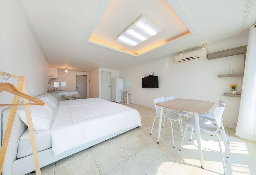 Отель Melodia Pension